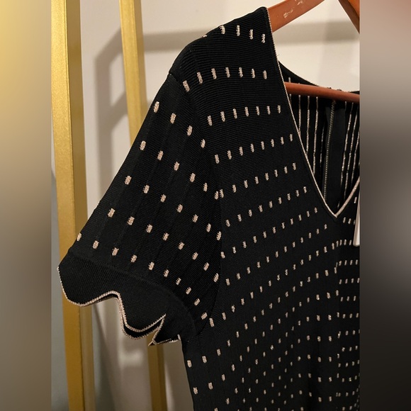 Ted Baker NWT gold and black dress. Size 3 (US 8-10). - Picture 6 of 6